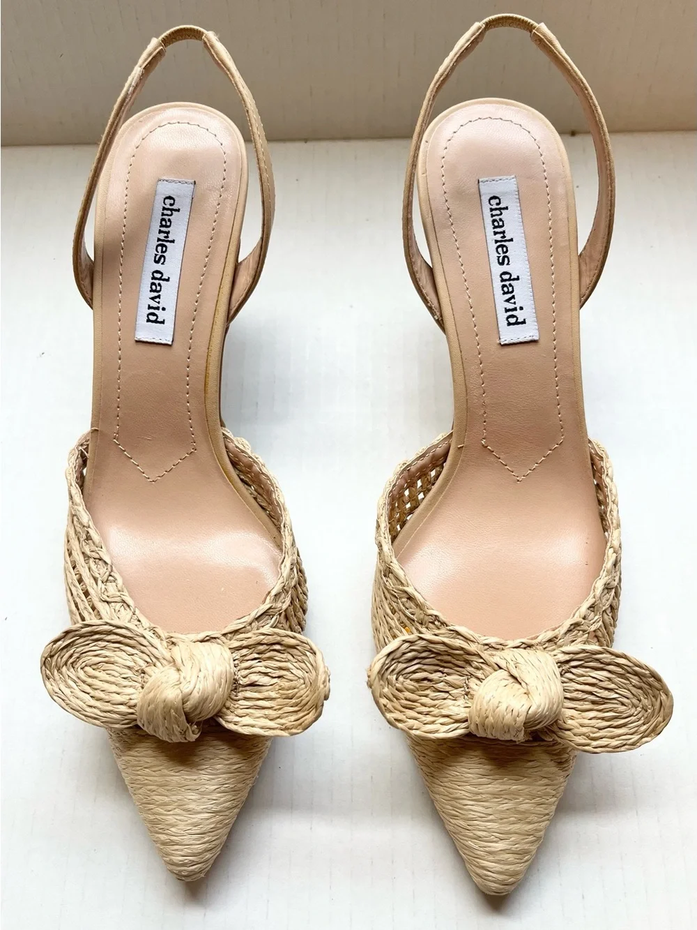 NWOT Charles David Allyson Woven Raffia Slingback Heeled Sandal. Size 8